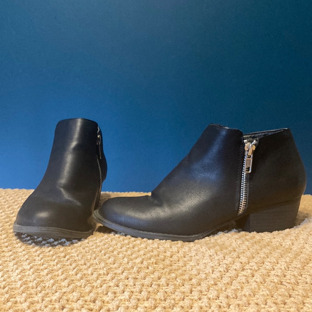 Unionbay Holly Zipper Boots